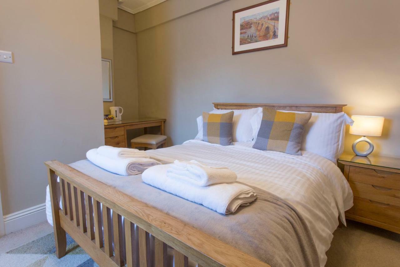 The Wheatsheaf Hotel Corbridge Buitenkant foto